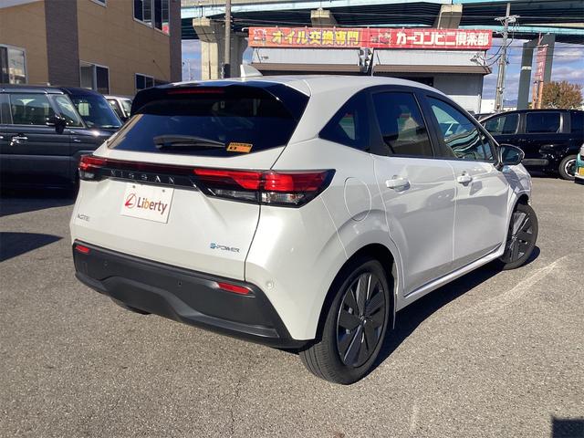 ノート Ｘ　電子パーキング　ＥＴＣ　全周囲カメラ　ナビ　クリアランスソナー　衝突被害軽減システム　オートマチックハイビーム　オートライト　ＬＥＤヘッドランプ　スマートキー　電動格納ミラー　ＣＶＴ（21枚目）