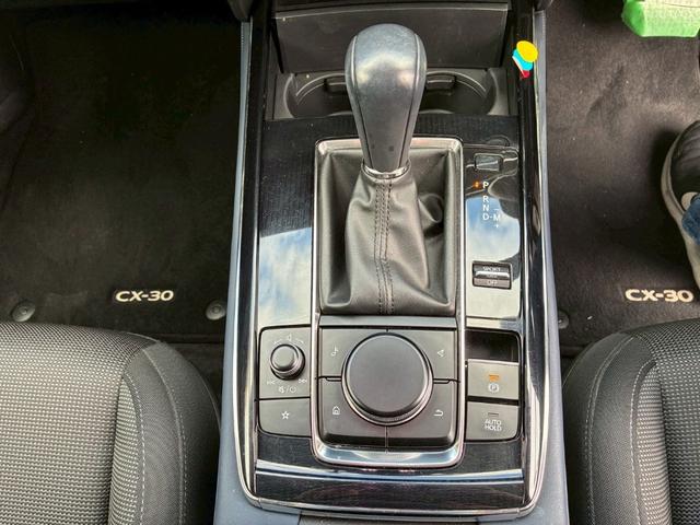 マツダ ＣＸ－３０ 9枚目