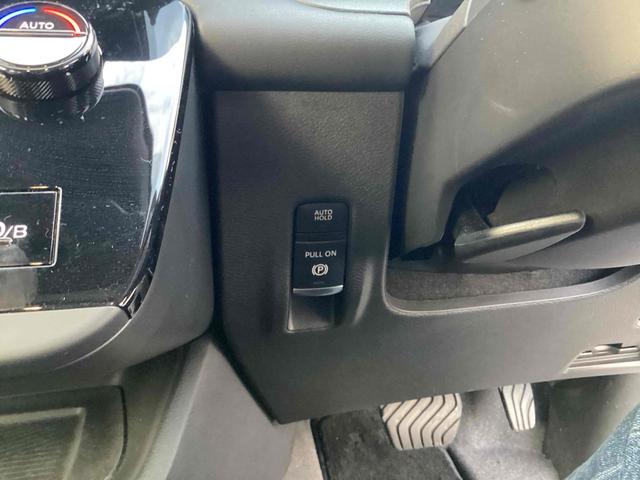 日産 セレナ 11枚目