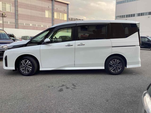 日産 セレナ 16枚目