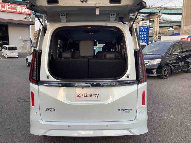 日産 セレナ 25枚目