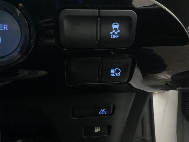 トヨタ プリウス 9枚目