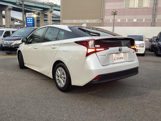 トヨタ プリウス 18枚目