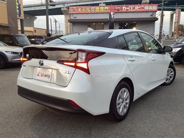 トヨタ プリウス 19枚目
