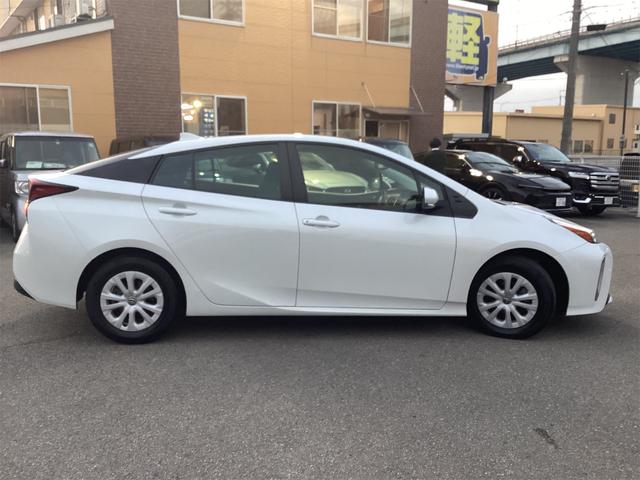 トヨタ プリウス 21枚目