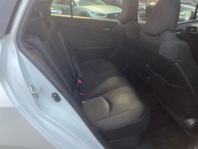 トヨタ プリウス 26枚目