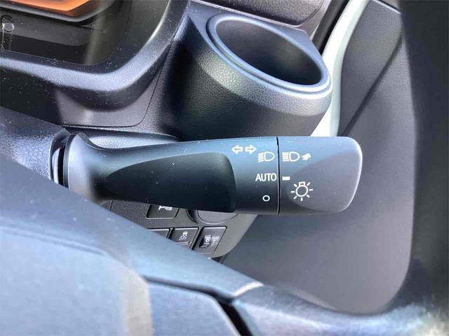 ミライース L SAIII クリアランスソナー 衝突被害軽減システム オートマチックハイビーム オートライト アイドリングストップ CVT ESC エアコン パワーステアリング パワーウィンドウ 運転席エアバッグ(11枚目)