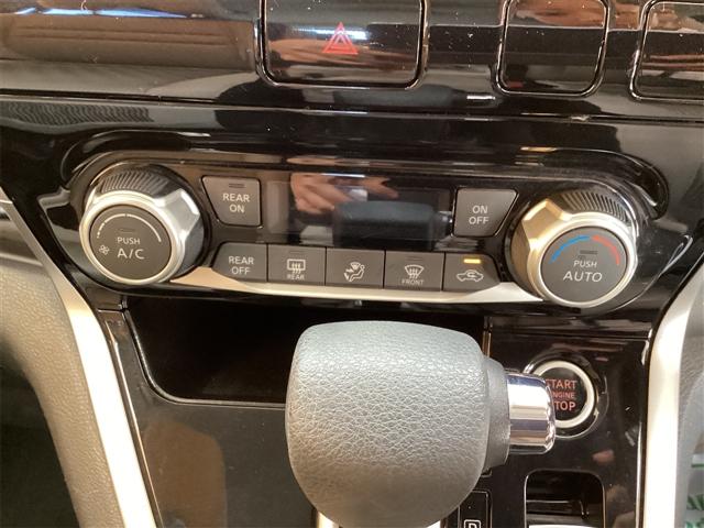 セレナ ハイウェイスター　プロパイロットエディション　ＥＴＣ　バックカメラ　ナビ　ＴＶ　クリアランスソナー　オートクルーズコントロール　衝突被害軽減システム　両側スライドドア　オートライト　スマートキー　３列シート　ＣＶＴ（45枚目）