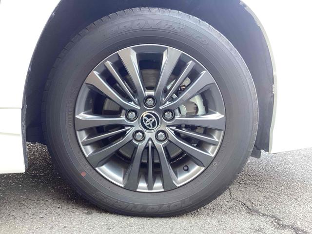 トヨタ ヴォクシー 19枚目