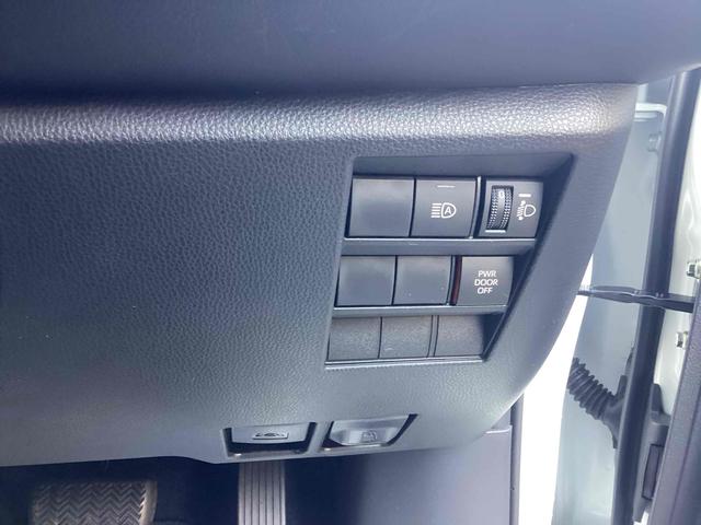 トヨタ ヴォクシー 22枚目