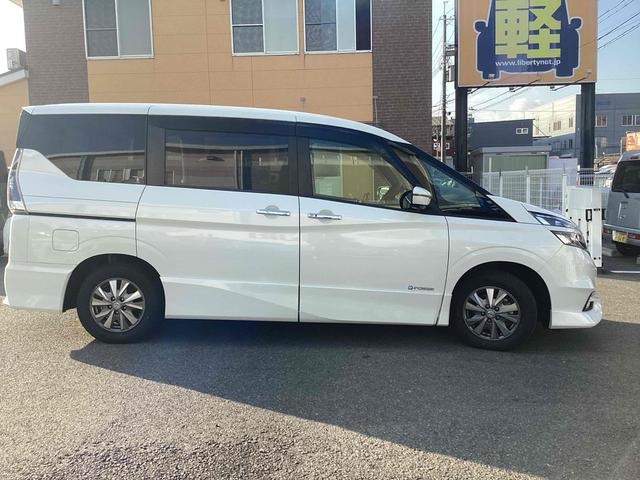 セレナ ｅ－パワー　ハイウェイスターＶ　ＥＴＣ　全周囲カメラ　ナビ　ＴＶ　クリアランスソナー　オートクルーズコントロール　パークアシスト　衝突被害軽減システム　両側電動スライドドア　オートライト　ＬＥＤヘッドランプ（12枚目）