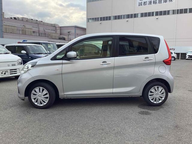 デイズ Ｊ　ＥＴＣ　バックカメラ　ナビ　ＴＶ　クリアランスソナー　衝突被害軽減システム　キーレスエントリー　電動格納ミラー　ベンチシート　ＣＶＴ　ＥＳＣ　ＣＤ　Ｂｌｕｅｔｏｏｔｈ　エアコン（6枚目）