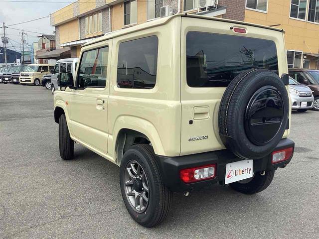 ジムニー ＸＣ　４ＷＤ　クリアランスソナー　オートクルーズコントロール　レーンアシスト　衝突被害軽減システム　オートライト　ヘッドライトウォッシャー　スマートキー　アイドリングストップ　電動格納ミラー　シートヒーター（8枚目）