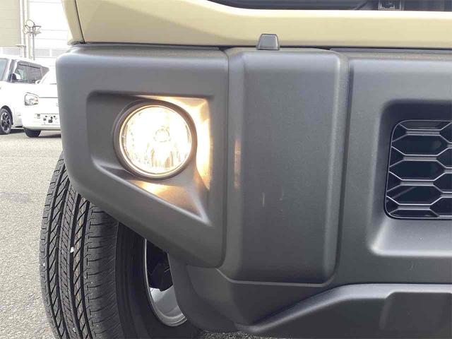 ジムニー ＸＣ　４ＷＤ　クリアランスソナー　オートクルーズコントロール　レーンアシスト　衝突被害軽減システム　オートライト　ヘッドライトウォッシャー　スマートキー　アイドリングストップ　電動格納ミラー　シートヒーター（17枚目）