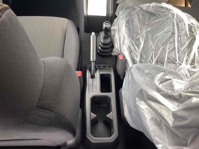 ジムニー ＸＣ　４ＷＤ　クリアランスソナー　オートクルーズコントロール　レーンアシスト　衝突被害軽減システム　オートライト　ヘッドライトウォッシャー　スマートキー　アイドリングストップ　電動格納ミラー　シートヒーター（31枚目）