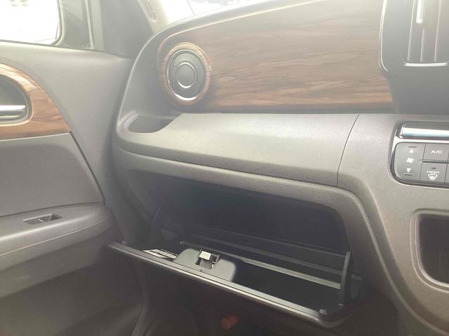 N-ONE セレクト ETC バックカメラ ナビ 衝突被害軽減システム オートライト スマートキー アイドリングストップ 電動格納ミラー シートヒーター ベンチシート CVT ABS ESC CD USB(31枚目)