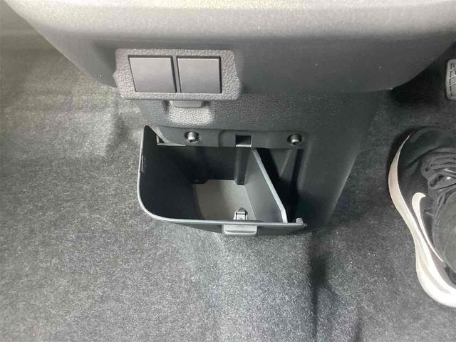 ダイハツ ムーヴキャンバス 12枚目