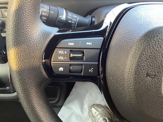 Ｎ－ＢＯＸカスタム ベースグレード　バックカメラ　両側スライド・片側電動　クリアランスソナー　オートクルーズコントロール　オートライト　スマートキー　アイドリングストップ　電動格納ミラー　シートヒーター　ベンチシート　ＣＶＴ　ＥＳＣ（13枚目）