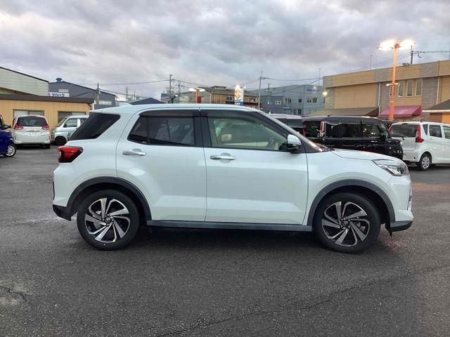 ライズ Ｚ　バックカメラ　クリアランスソナー　オートクルーズコントロール　衝突被害軽減システム　ＴＶ　オートライト　ＬＥＤヘッドランプ　アルミホイール　スマートキー　電動格納ミラー　ＣＶＴ（8枚目）