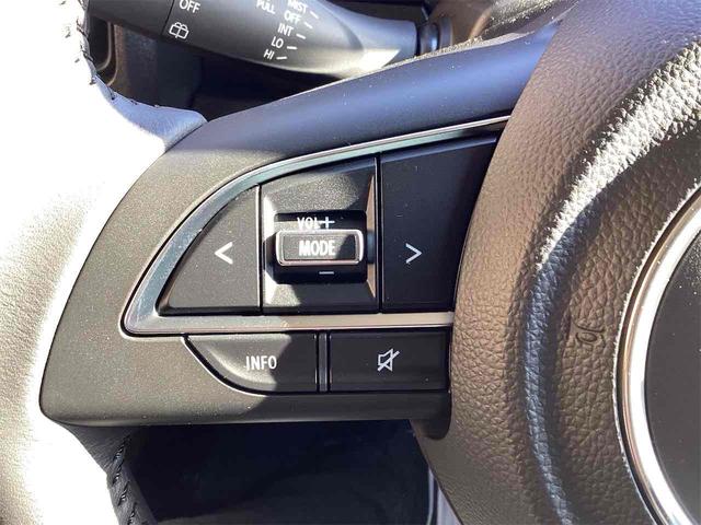 ジムニー ＸＣ　４ＷＤ　オートクルーズコントロール　レーンアシスト　衝突被害軽減システム　オートライト　ヘッドライトウォッシャー　アイドリングストップ　シートヒーター　ＡＴ　ＡＢＳ　ＥＳＣ　アルミホイール　エアコン（10枚目）