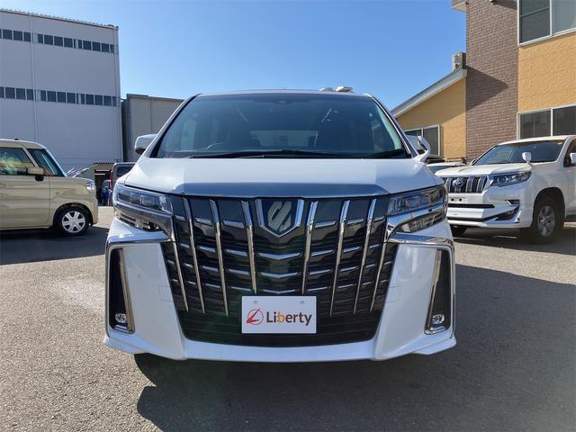 アルファード ２．５Ｓ　タイプゴールド　ガラスルーフ　純正ディスプレイオーディオ　フリップダウンモニター　ＥＴＣ　両側電動スライドドア　バックカメラ　デジタルインナーミラー　オートクルーズコントロール　レーンアシスト　衝突被害軽減システム（11枚目）