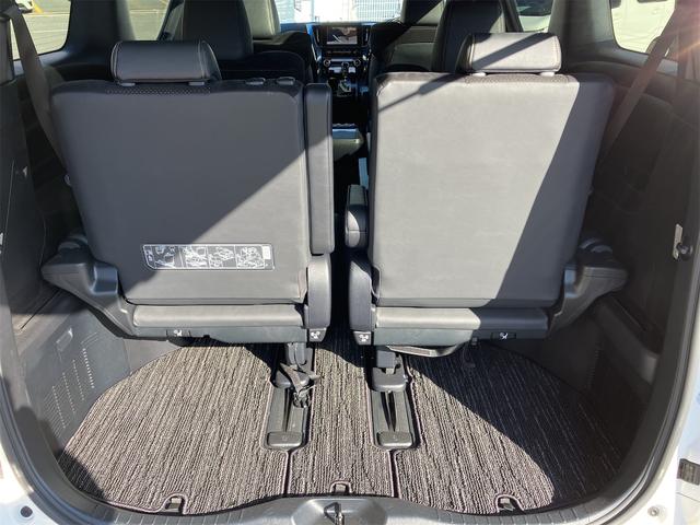 アルファード ２．５Ｓ　タイプゴールド　ガラスルーフ　純正ディスプレイオーディオ　フリップダウンモニター　ＥＴＣ　両側電動スライドドア　バックカメラ　デジタルインナーミラー　オートクルーズコントロール　レーンアシスト　衝突被害軽減システム（23枚目）