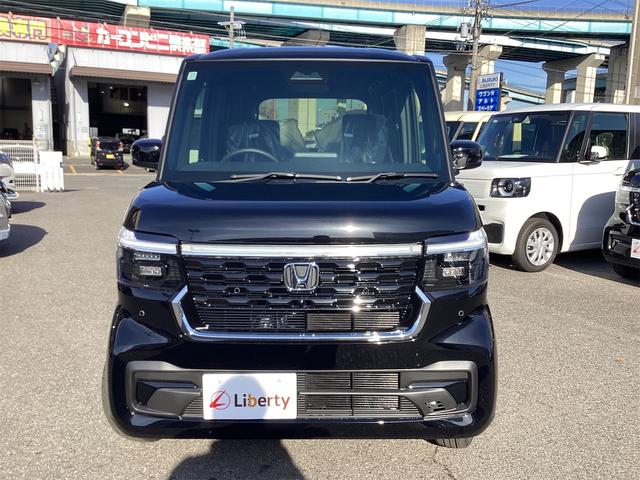 Ｎ－ＢＯＸカスタム ベースグレード　バックカメラ　両側スライド・片側電動　クリアランスソナー　オートクルーズコントロール　レーンアシスト　オートライト　スマートキー　アイドリングストップ　電動格納ミラー　シートヒーター　ベンチシート（7枚目）