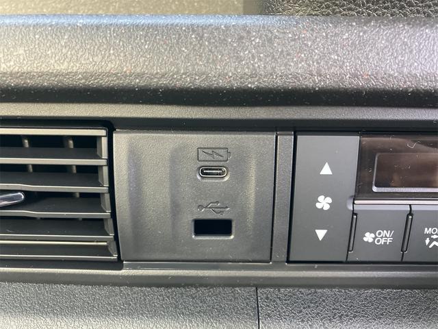 Ｎ－ＢＯＸカスタム ターボ　バックカメラ　両側電動スライドドア　クリアランスソナー　オートライト　スマートキー　アイドリングストップ　電動格納ミラー　ＣＶＴ　ＥＳＣ　チップアップシート　アルミホイール　エアコン　パワーウィンドウ（30枚目）