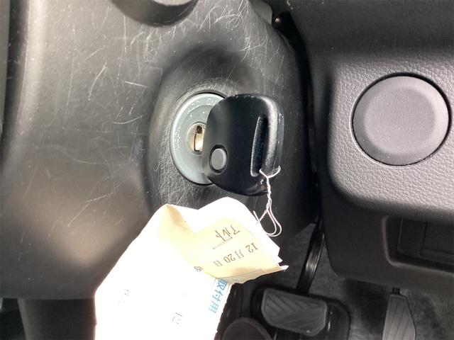 アルト Ｌ　クリアランスソナー　レーンアシスト　衝突被害軽減システム　オートライト　キーレスエントリー　電動格納ミラー　シートヒーター　ＣＶＴ　ＥＳＣ　ＣＤ　Ｂｌｕｅｔｏｏｔｈ（11枚目）