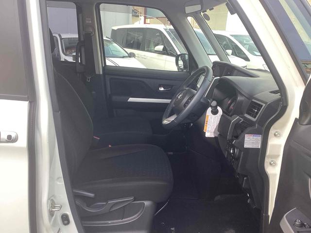 ルーミー カスタムＧ　ＥＴＣ　バックカメラ　ナビ　ＴＶ　両側電動スライドドア　クリアランスソナー　オートクルーズコントロール　衝突被害軽減システム　アルミホイール　オートライト　ＬＥＤヘッドランプ（14枚目）