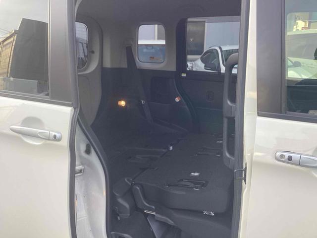 ルーミー カスタムＧ　ＥＴＣ　バックカメラ　ナビ　ＴＶ　両側電動スライドドア　クリアランスソナー　オートクルーズコントロール　衝突被害軽減システム　アルミホイール　オートライト　ＬＥＤヘッドランプ（18枚目）