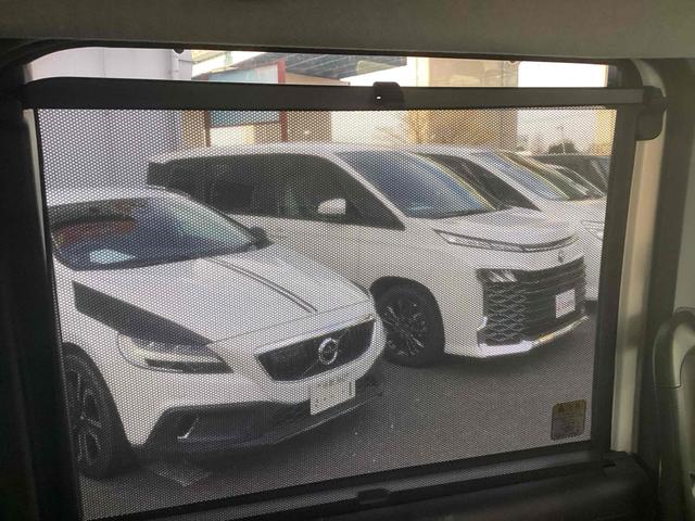 ルーミー カスタムＧ　ＥＴＣ　バックカメラ　ナビ　ＴＶ　両側電動スライドドア　クリアランスソナー　オートクルーズコントロール　衝突被害軽減システム　アルミホイール　オートライト　ＬＥＤヘッドランプ（28枚目）