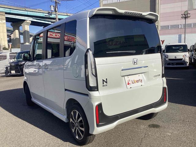 N-BOXカスタム ベースグレード バックカメラ 両側スライド・片側電動 クリアランスソナー オートクルーズコントロール レーンアシスト オートライト スマートキー アイドリングストップ 電動格納ミラー シートヒーター CVT ESC(8枚目)