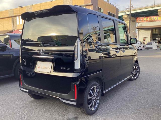 Ｎ－ＢＯＸカスタム ベースグレード　バックカメラ　両側スライド・片側電動　クリアランスソナー　オートクルーズコントロール　レーンアシスト　オートライト　スマートキー　アイドリングストップ　電動格納ミラー　シートヒーター　ＣＶＴ　ＥＳＣ（9枚目）