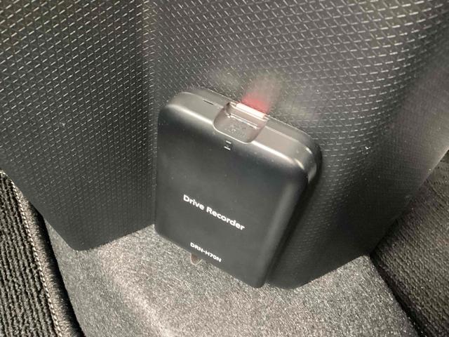 タント カスタムＲＳセレクション　純正ナビ　Ｂｌｕｅｔｏｏｔｈ対応　ＥＴＣ　バックカメラ　両側電動スライドドア　ＴＶ　クリアランスソナー　オートクルーズコントロール　レーンアシスト　衝突被害軽減システム　オートライト　スマートキー（33枚目）