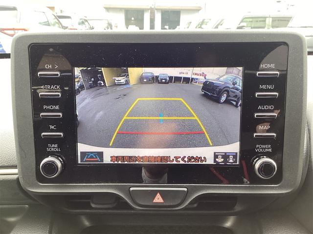 ヤリス Ｘ　バックカメラ　レーンアシスト　衝突被害軽減システム　オートライト　キーレスエントリー　電動格納ミラー　ＣＶＴ　盗難防止システム　衝突安全ボディ　ＡＢＳ　ＥＳＣ　ＵＳＢ　エアコン（6枚目）