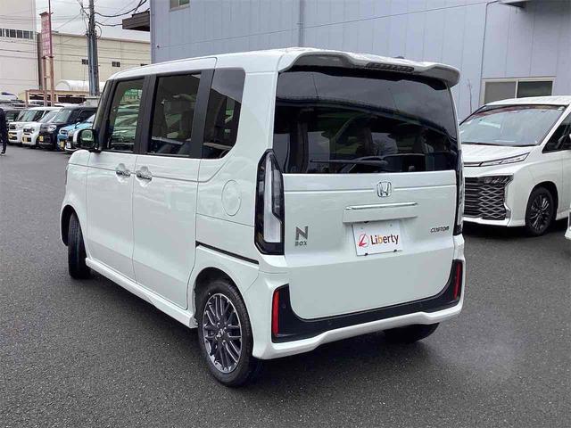 Ｎ－ＢＯＸカスタム ターボ　バックカメラ　両側電動スライドドア　クリアランスソナー　オートライト　スマートキー　アイドリングストップ　電動格納ミラー　ＣＶＴ　アルミホイール（9枚目）