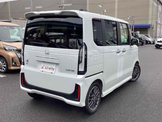Ｎ－ＢＯＸカスタム ターボ　バックカメラ　両側電動スライドドア　クリアランスソナー　オートライト　スマートキー　アイドリングストップ　電動格納ミラー　ＣＶＴ　アルミホイール（11枚目）