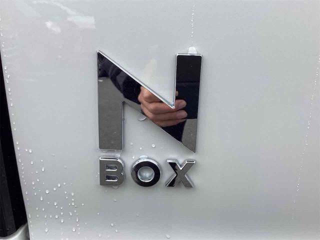 Ｎ－ＢＯＸカスタム ターボ　バックカメラ　両側電動スライドドア　クリアランスソナー　オートライト　スマートキー　アイドリングストップ　電動格納ミラー　ＣＶＴ　アルミホイール（35枚目）