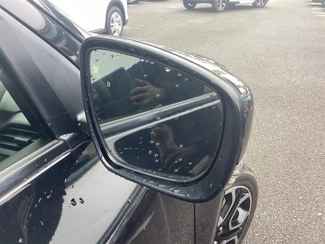 スイフトスポーツ ベースグレード　オートクルーズコントロール　アルミホイール　オートライト　ＬＥＤヘッドランプ　スマートキー　電動格納ミラー　シートヒーター　ＭＴ　盗難防止システム　衝突安全ボディ　ＡＢＳ　ＥＳＣ　ＣＤ　ＵＳＢ（16枚目）