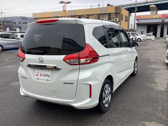 フリードハイブリッド ハイブリッド・Ｇ　ＥＴＣ　バックカメラ　ナビ　ＴＶ　オートクルーズコントロール　レーンアシスト　衝突被害軽減システム　両側電動スライドドア　オートライト　ＬＥＤヘッドランプ　スマートキー（14枚目）