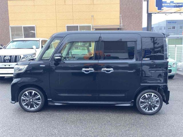 スペーシアカスタム ハイブリッドＸＳ　バックカメラ　両側電動スライドドア　ナビ　ＴＶ　クリアランスソナー　オートクルーズコントロール　衝突被害軽減システム　オートライト　スマートキー　アイドリングストップ　電動格納ミラー　シートヒーター（11枚目）