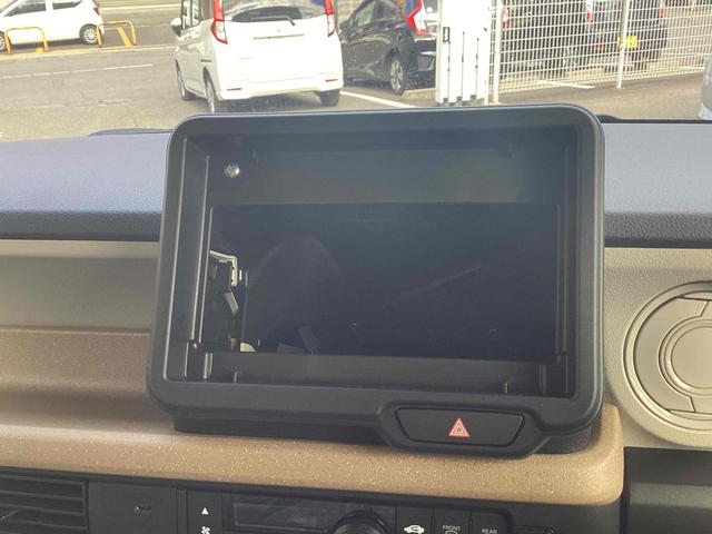 Ｎ－ＢＯＸ ベースグレード　バックカメラ　両側スライド・片側電動　クリアランスソナー　オートクルーズコントロール　レーンアシスト　オートライト　スマートキー　アイドリングストップ　電動格納ミラー　シートヒーター　ベンチシート（6枚目）