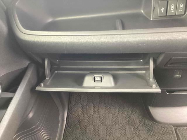 ホンダ Ｎ－ＢＯＸカスタム 25枚目