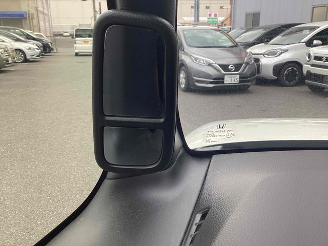 ホンダ Ｎ－ＢＯＸカスタム 32枚目