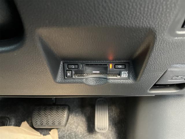 ヤリスクロス Ｚ　登録済未使用車　ナビ　ＴＶ　全周囲カメラ　クリアランスソナー　クルーズコントロール　レーンアシスト　衝突被害軽減システム　オートマチックハイビーム　ＬＥＤヘッドランプ　アルミホイール　スマートキー（7枚目）