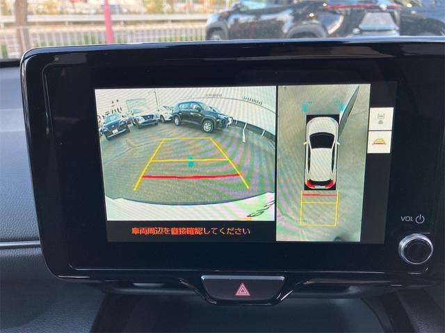 ヤリスクロス Ｚ　登録済未使用車　ナビ　ＴＶ　全周囲カメラ　クリアランスソナー　クルーズコントロール　レーンアシスト　衝突被害軽減システム　オートマチックハイビーム　ＬＥＤヘッドランプ　アルミホイール　スマートキー（8枚目）