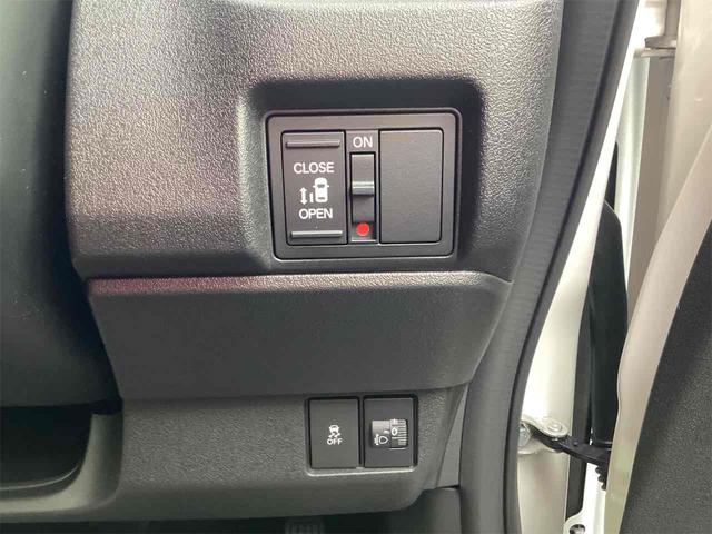 ホンダ Ｎ－ＢＯＸカスタム 13枚目