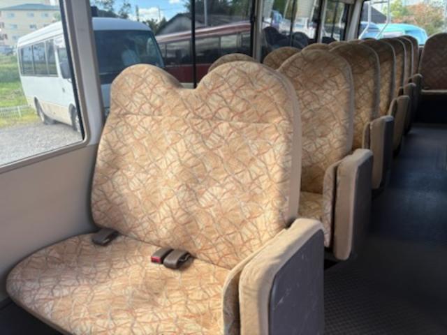 ローザ ロングCXターボ マイクロバス・自動ドア(スイング)・A/T・モケットシート・キャリア&ラダー・ルームラック・ナビ・TV・バックカメラ・リアビューモニター・ドラレコ(前後カメラ)・ETC・ディーゼル・エアーバッグ(61枚目)