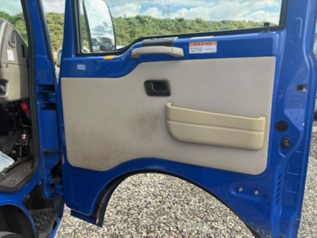 ローザ ロングCXターボ マイクロバス・観音扉・29人乗り・自動ドア・A/T・ディーゼル・オートエアコン・バックカメラ・ディスプレイオーディオ・リアビューモニター・ドラレコ(前後カメラ)・ETC(40枚目)